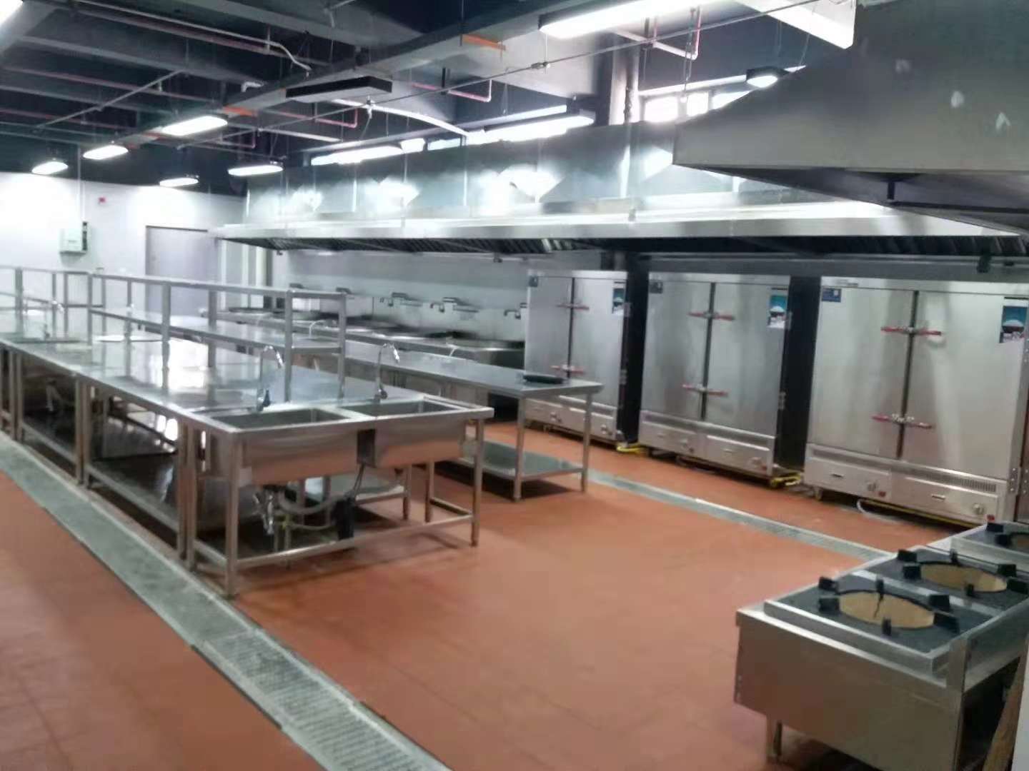 成都大型工厂食堂厨房设备厂家告诉你 食堂设计必须遵守的七大核心规则